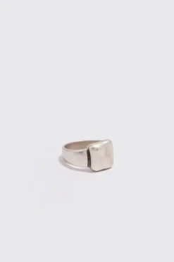 boohooMAN 3 Pack Basic Signet Rings | UK| Jewellery & Watches