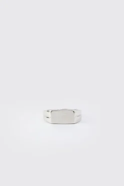 boohooMAN 3 Pack Signet Rings | UK| Jewellery & Watches