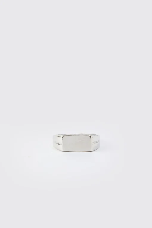 boohooMAN 3 Pack Signet Rings | UK| Jewellery & Watches