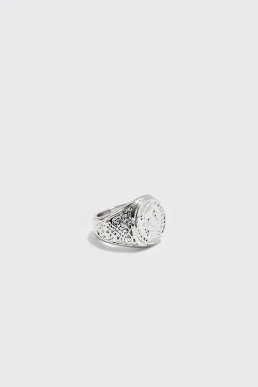 boohooMAN 2 Pack Signet Rings In | UK| Jewellery & Watches