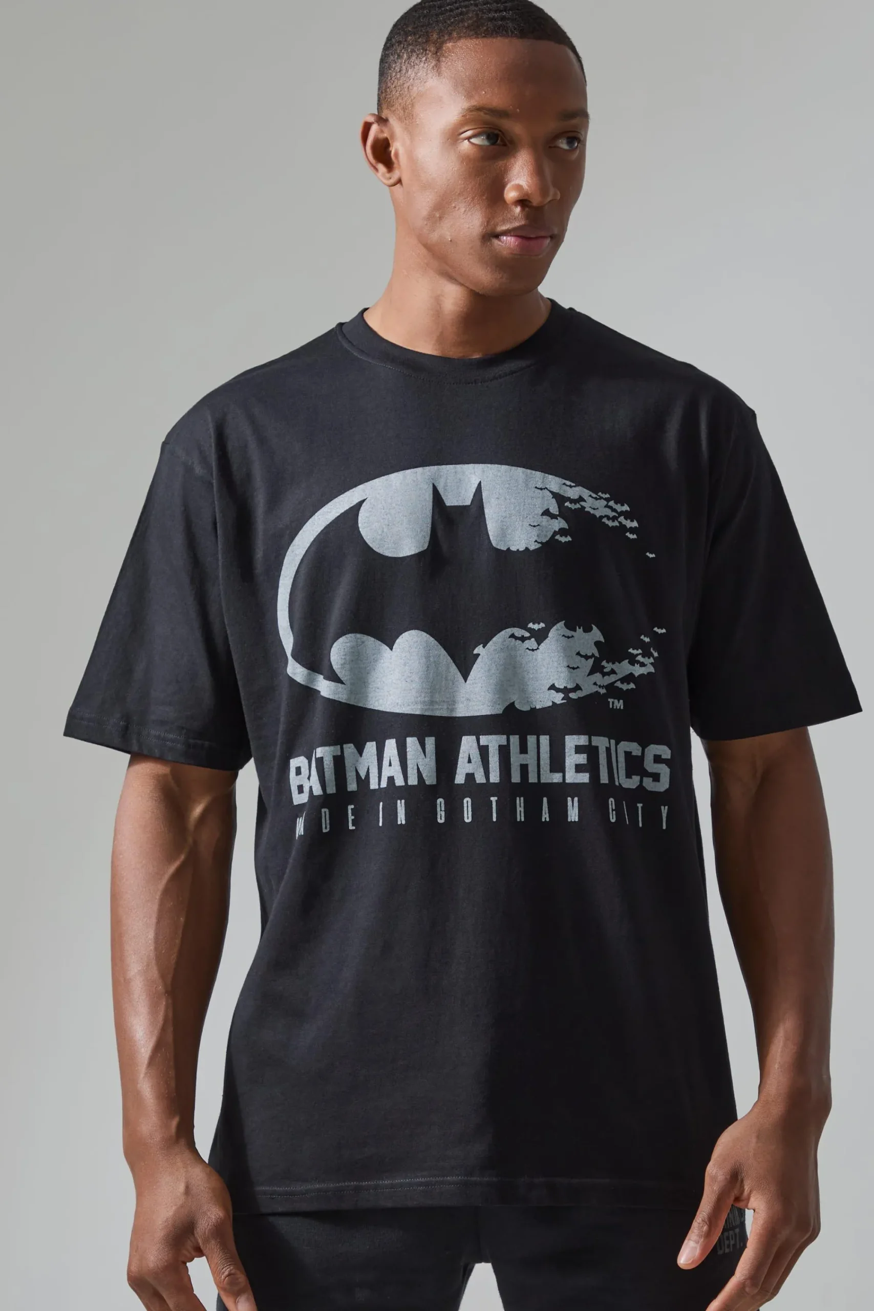 Active Batman Athletics License Oversized T-shirt | UK^boohooMAN Online