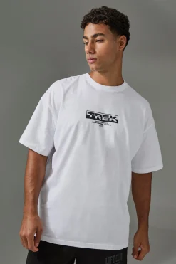 Active Oversized Trek Hiking T-shirt | UK^boohooMAN Outlet