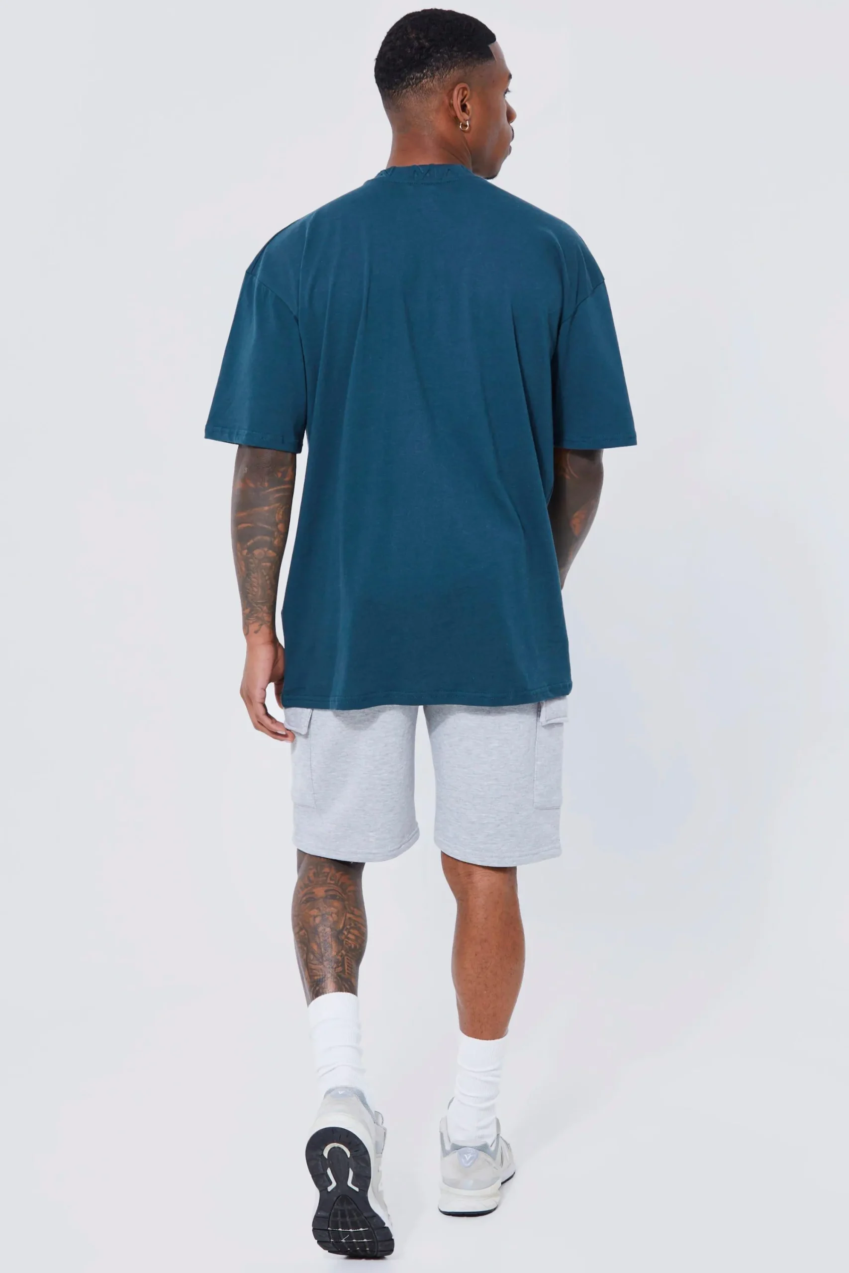 boohooMAN Basic Loose Mid Length Jersey Cargo Short | UK| Shorts