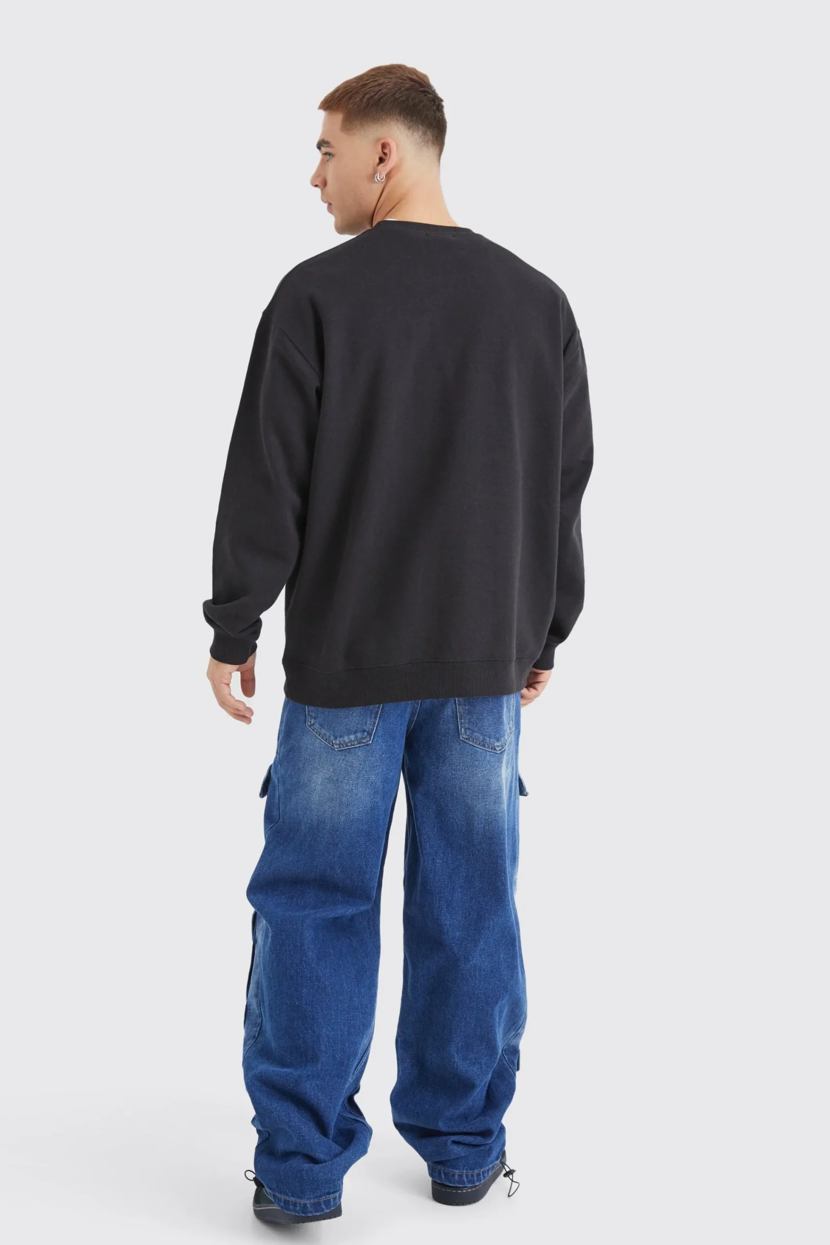 boohooMAN Basic Oversized Crew Neck Sweatshirt | UK| Hoodies & Sweatshirts