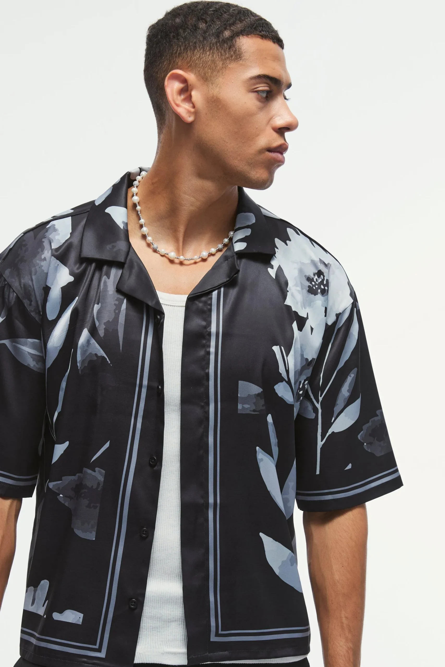 boohooMAN Boxy Printed Satin Revere Short Sleeve Shirt | UK| Shirts