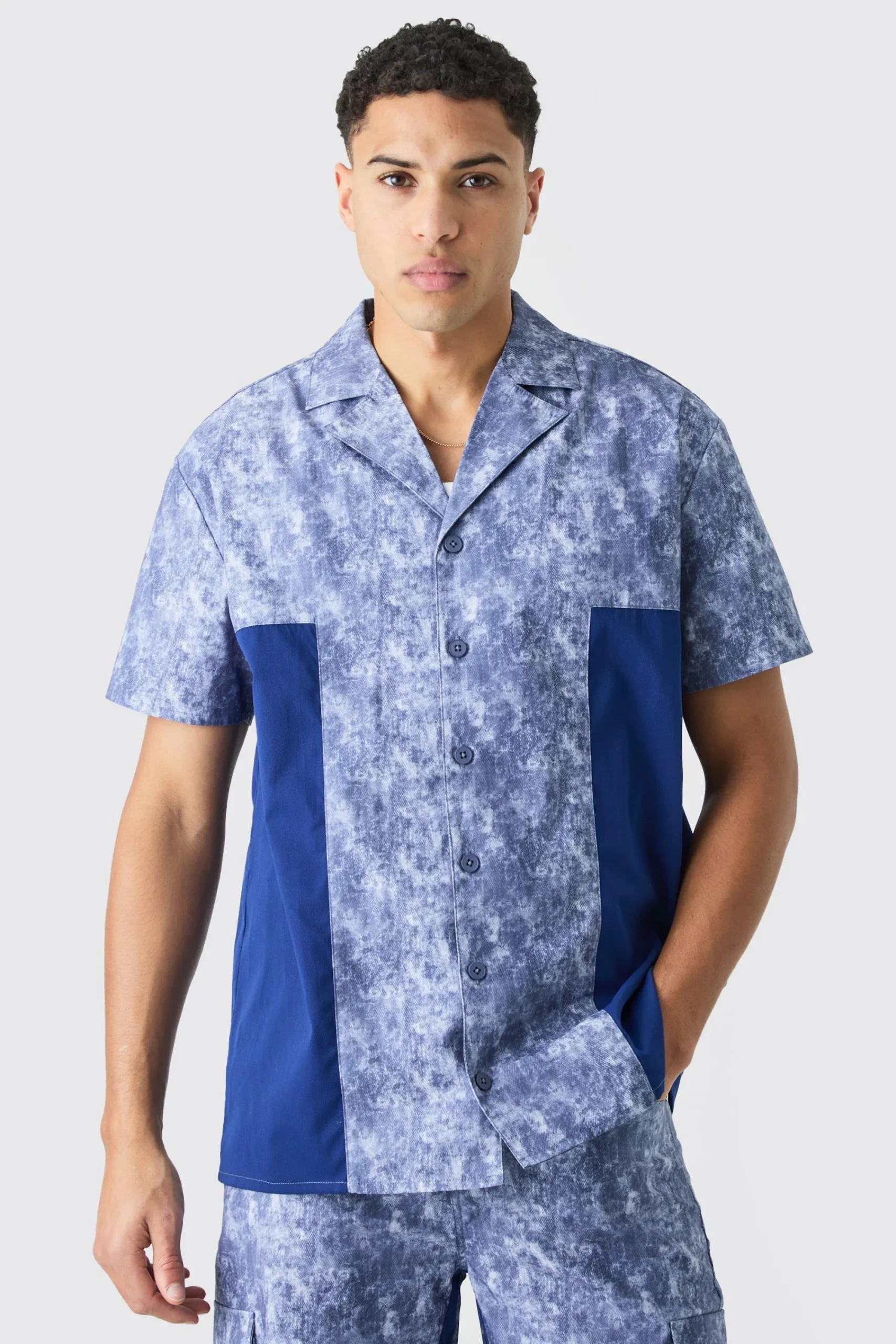 boohooMAN Camo Twill Short Sleeve Gusset Detail Shirt Set | UK| Sets & Co-Ords