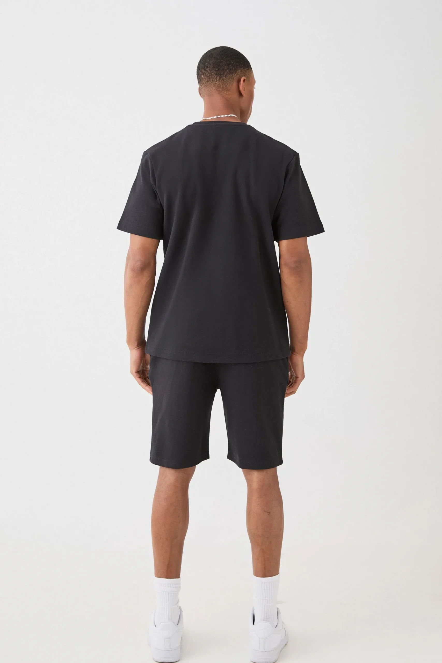 boohooMAN Core T-shirt & Short Interlock Set | UK| Sets & Co-Ords|Tracksuits