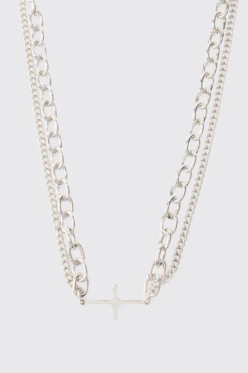 boohooMAN Cross Pendant Chunky Chain Bracelet In | UK| Jewellery & Watches