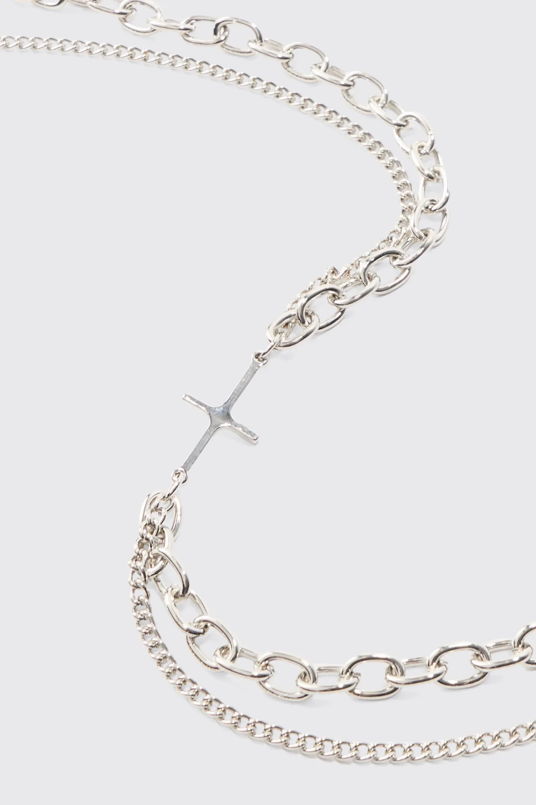 boohooMAN Cross Pendant Chunky Chain Bracelet In | UK| Jewellery & Watches