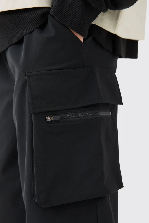boohooMAN Elasticated Relaxed Lightweight Stretch Cargo Short | UK| Shorts