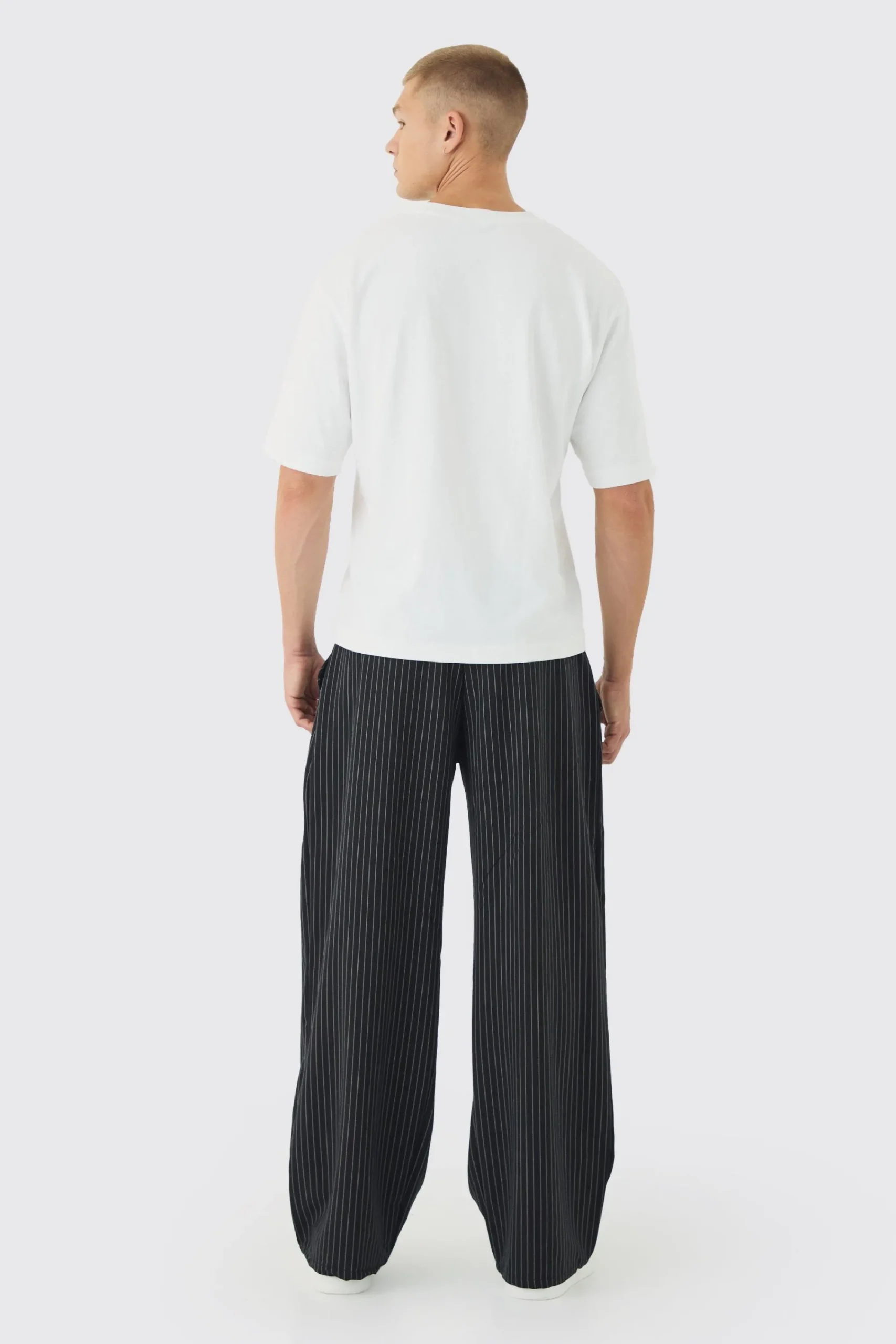 boohooMAN Elasticated Waist Baggy Pinstripe Trousers | UK| Trousers