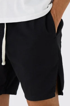 boohooMAN Elasticated Waist Contrast Drawcord Split Hem Shorts | UK| Shorts