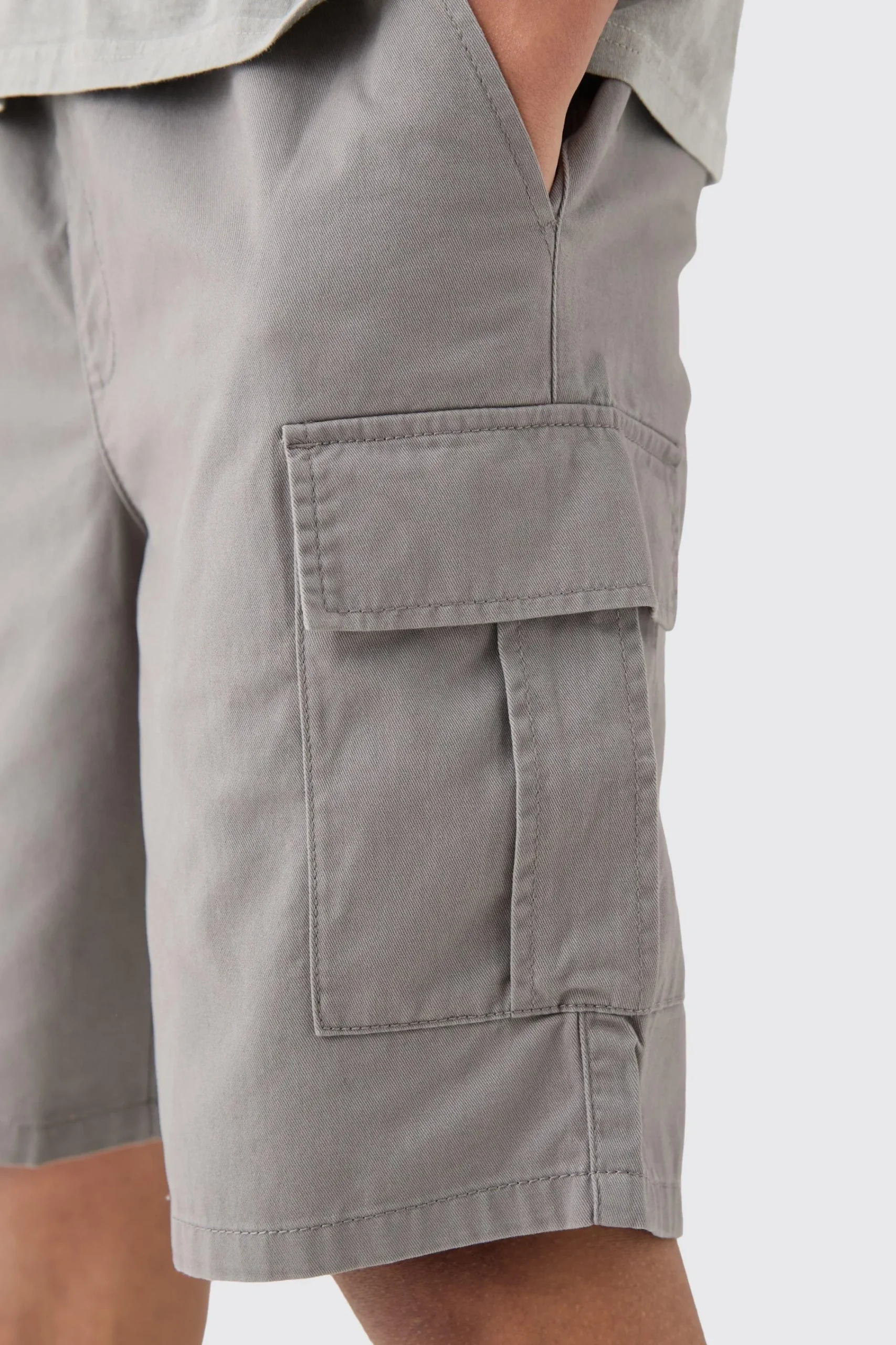 boohooMAN Elasticated Waist Relaxed Fit Cargo Shorts | UK| Shorts