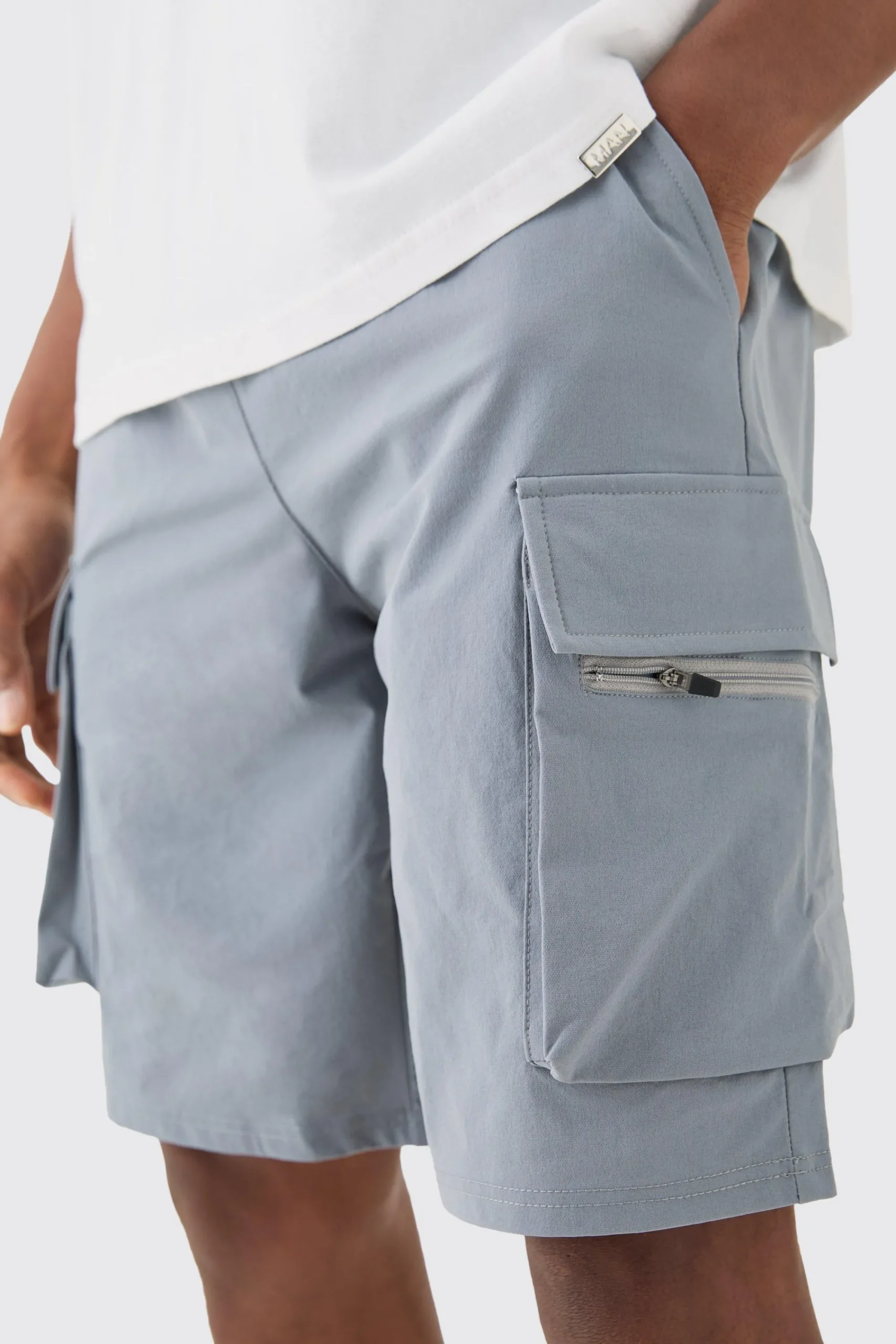 boohooMAN Elasticated Waist Relaxed Technical Stretch Cargo Short | UK| Shorts