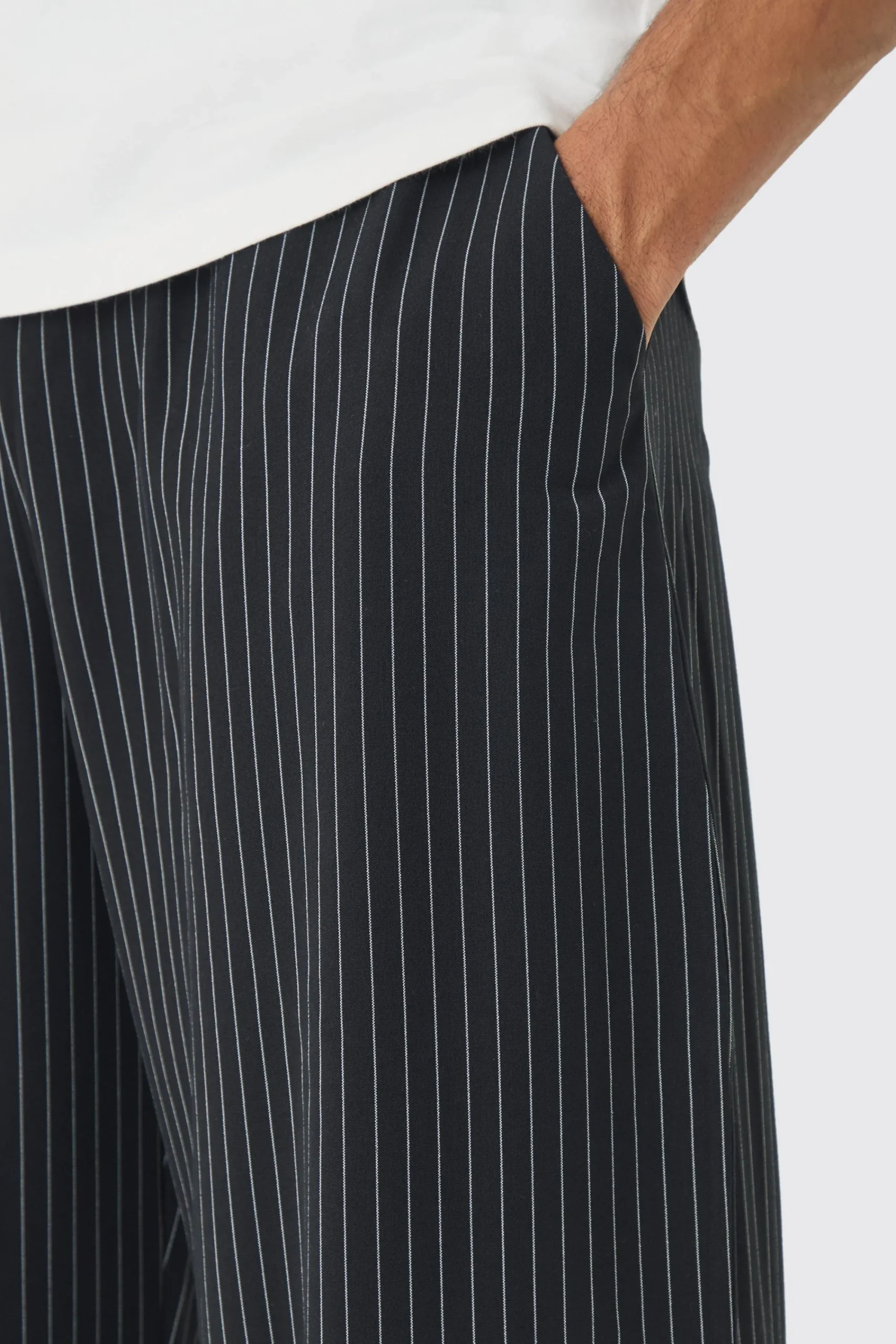 boohooMAN Elasticated Waist Relaxed Pinstripe Turn Up Hem Trousers | UK| Trousers