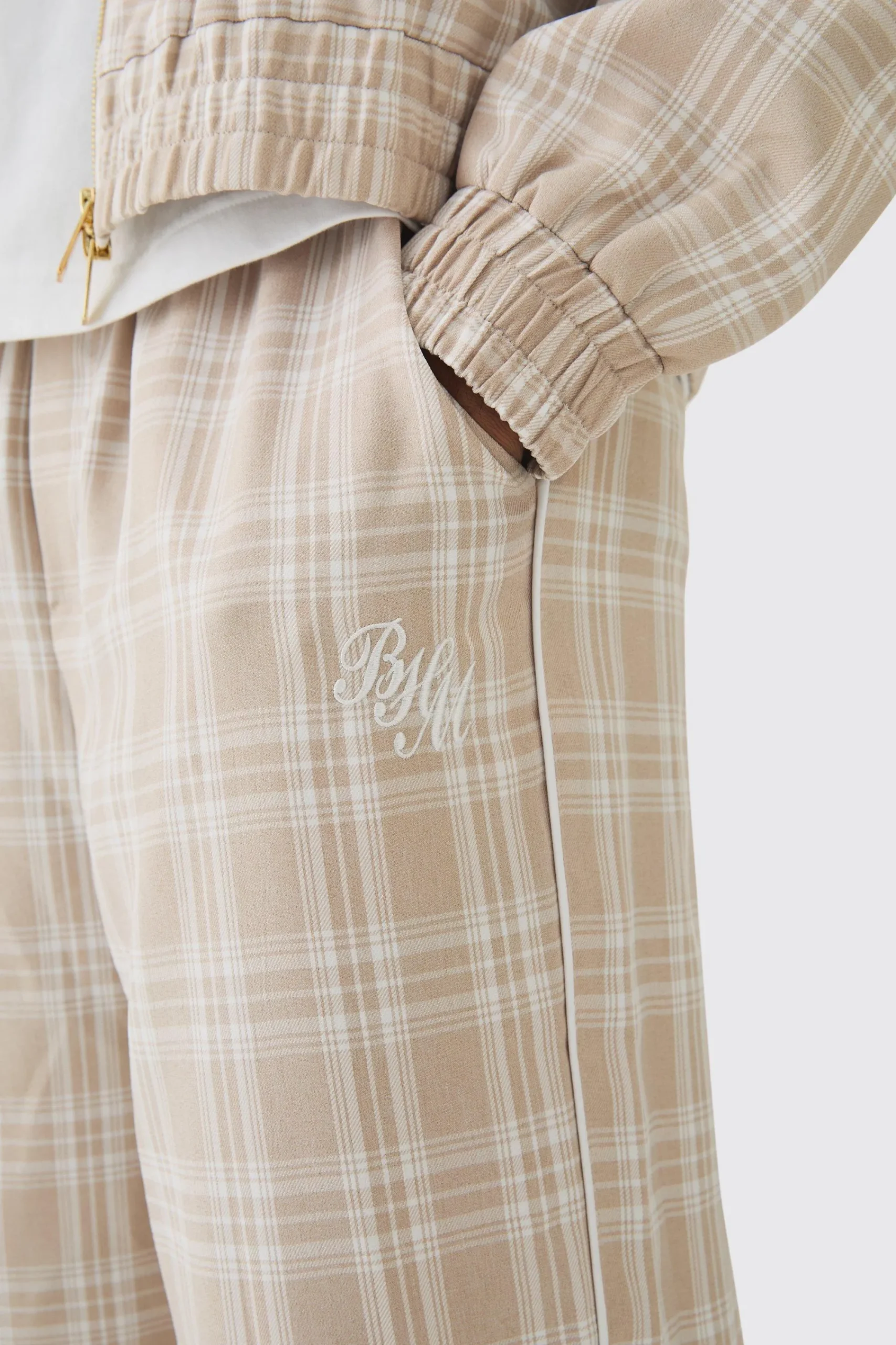 boohooMAN Elasticated Waist Wide Leg Checked Trousers | UK| Trousers|Sets & Co-Ords