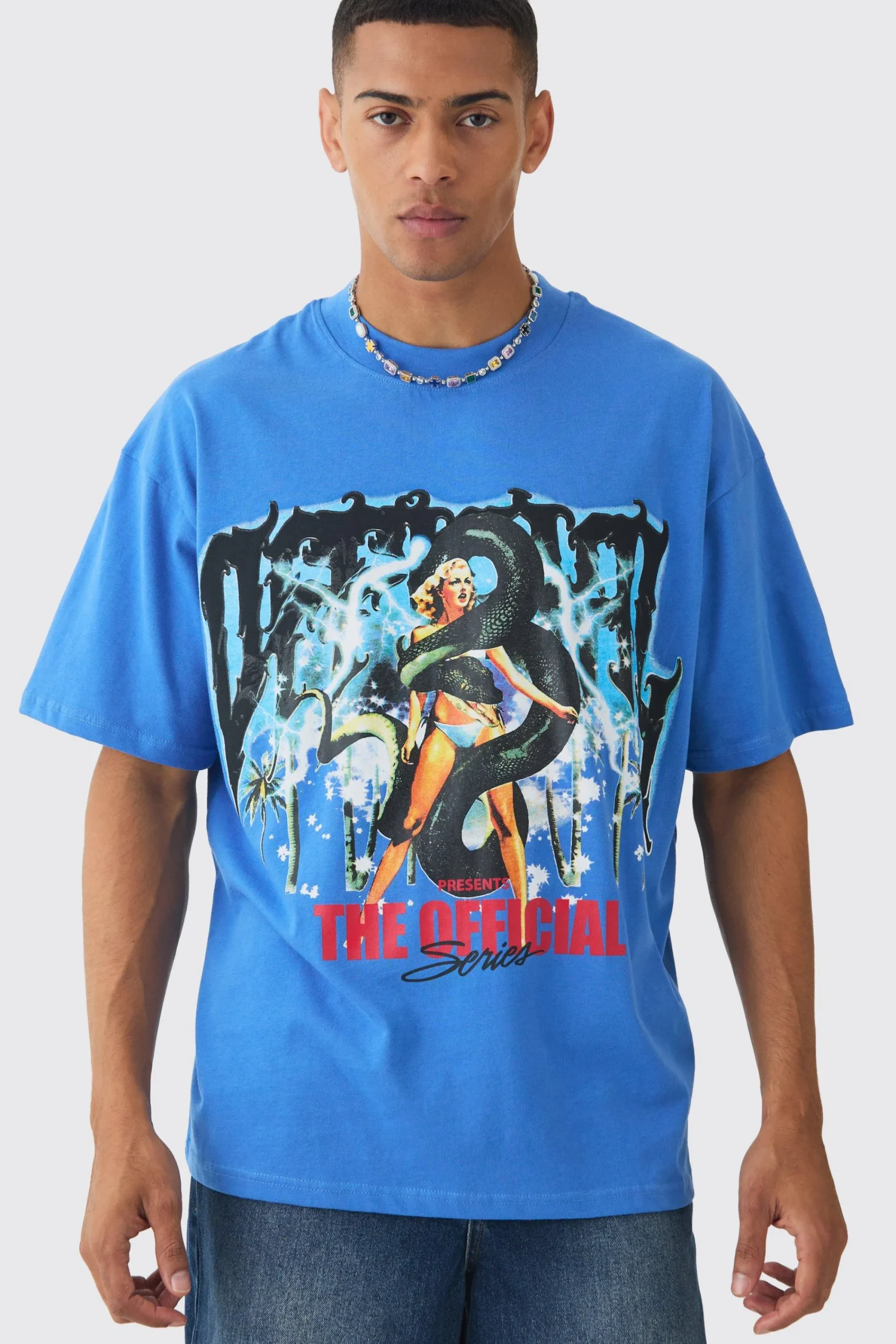 Extended Neck Official Print T-shirt | UK^boohooMAN Sale