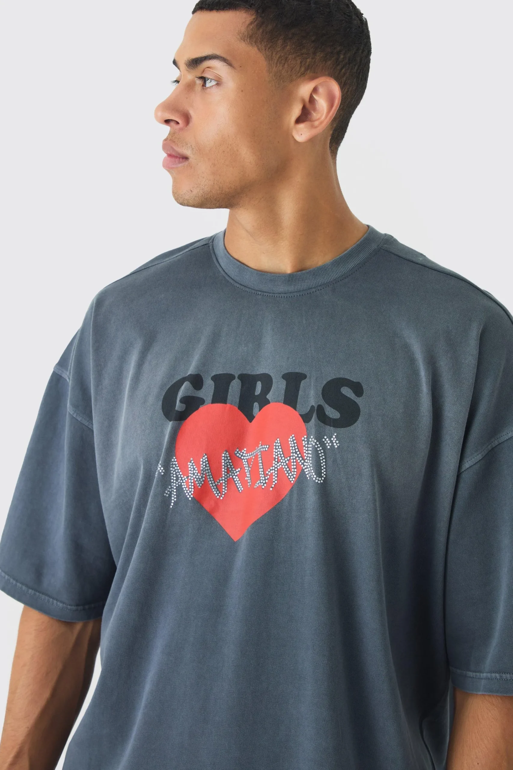 Extreme Oversized Heavyweight Washed Rhinestone Distressed T-shirt | UK^boohooMAN New