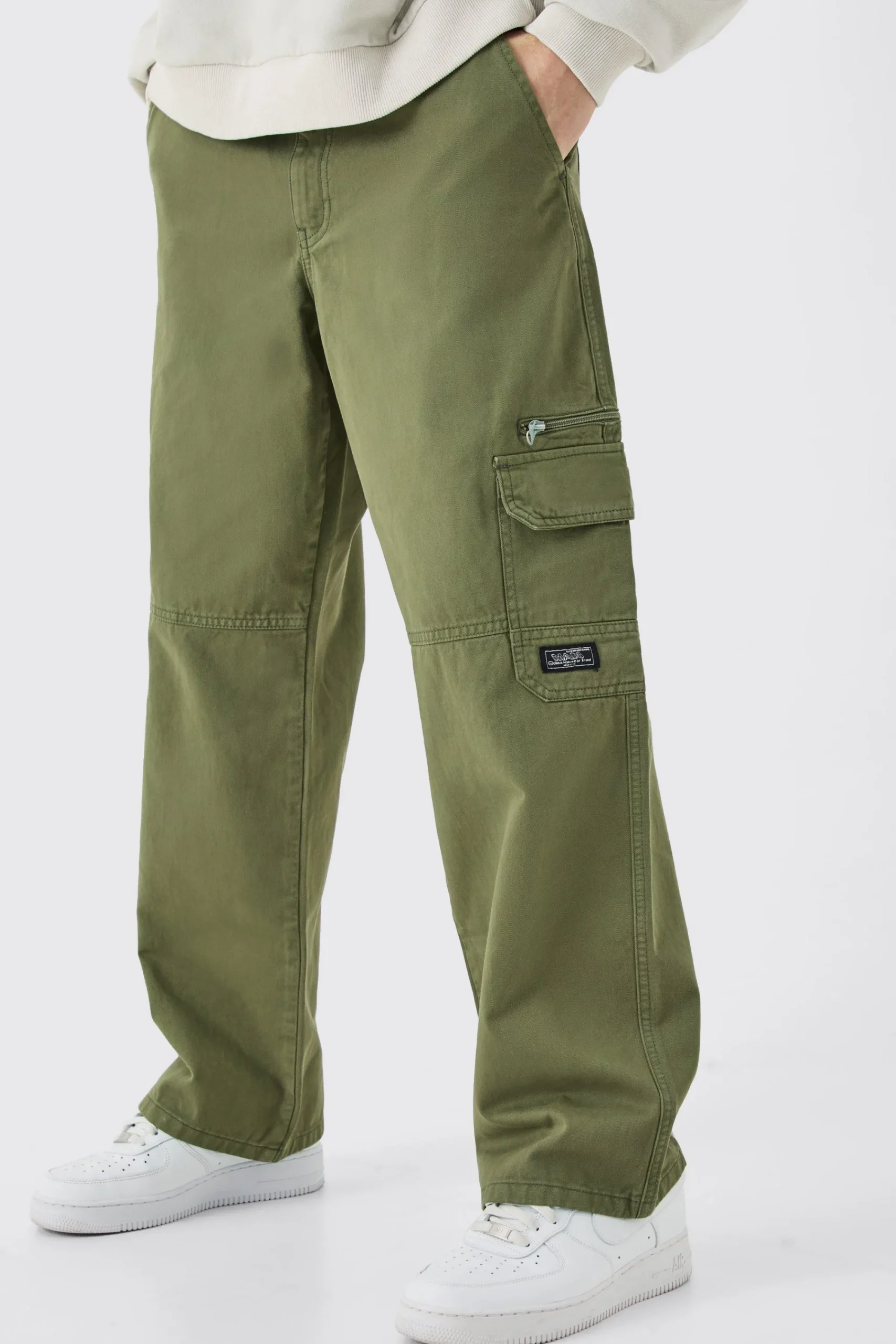 boohooMAN Fixed Waist Relaxed Cargo Trousers With Woven Tab | UK| Trousers|Cargos