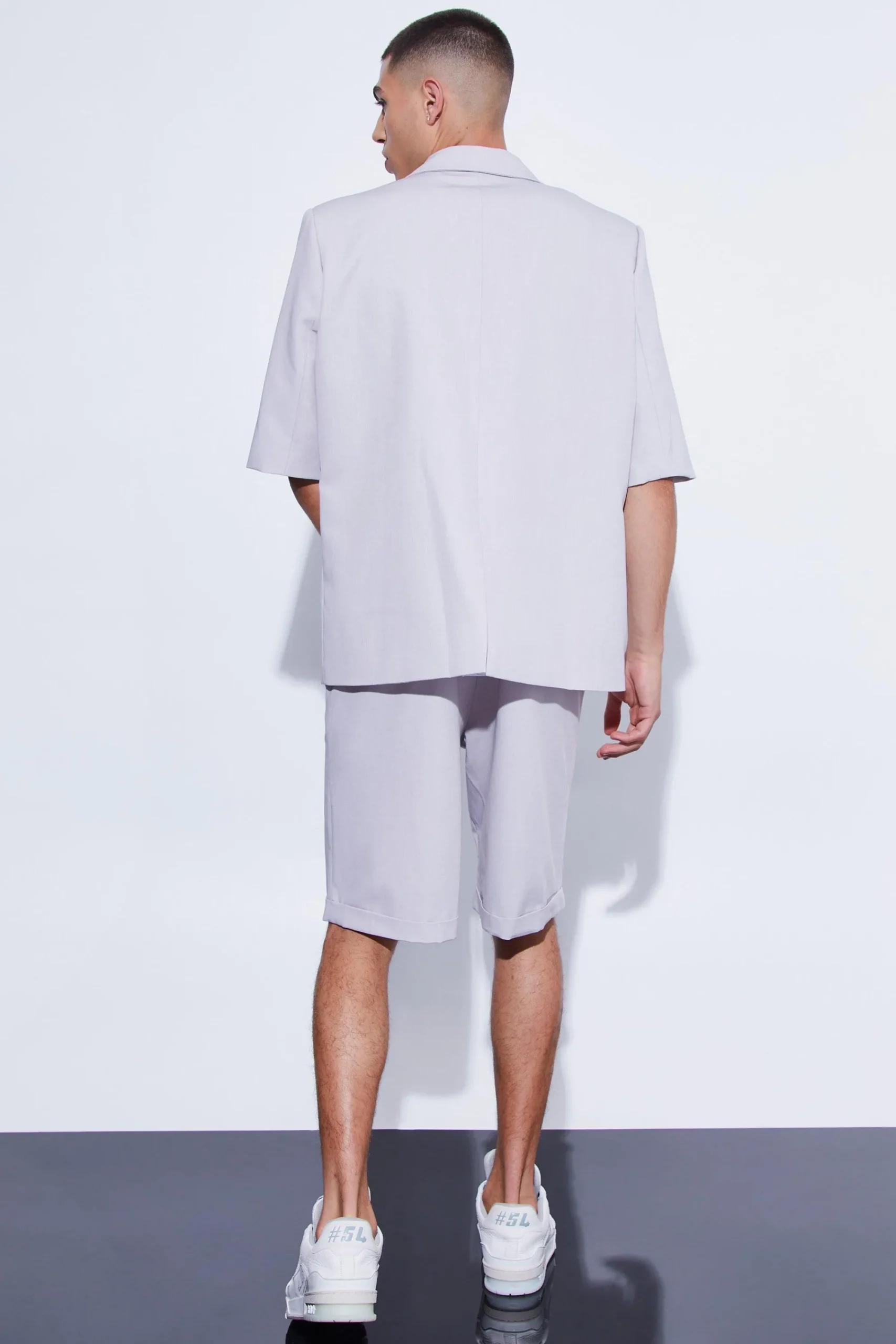 boohooMAN Fixed Waist Relaxed Suit Shorts | UK| Suits & Tailoring
