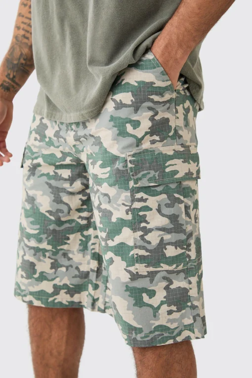 boohooMAN Fixed Waist Woven Tab Ripstop Camo Jorts | UK| Shorts