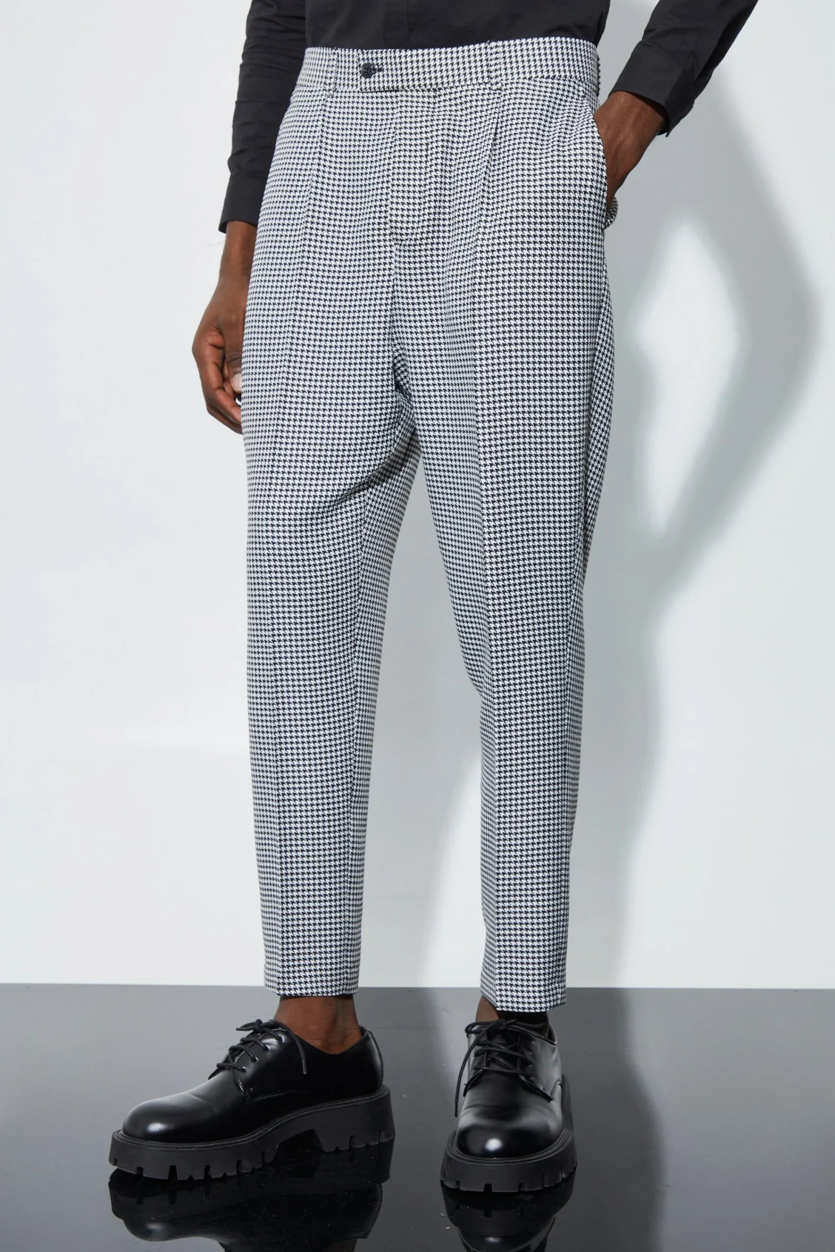 boohooMAN High Rise Tapered Houndstooth Suit Trousers | UK| Suits & Tailoring