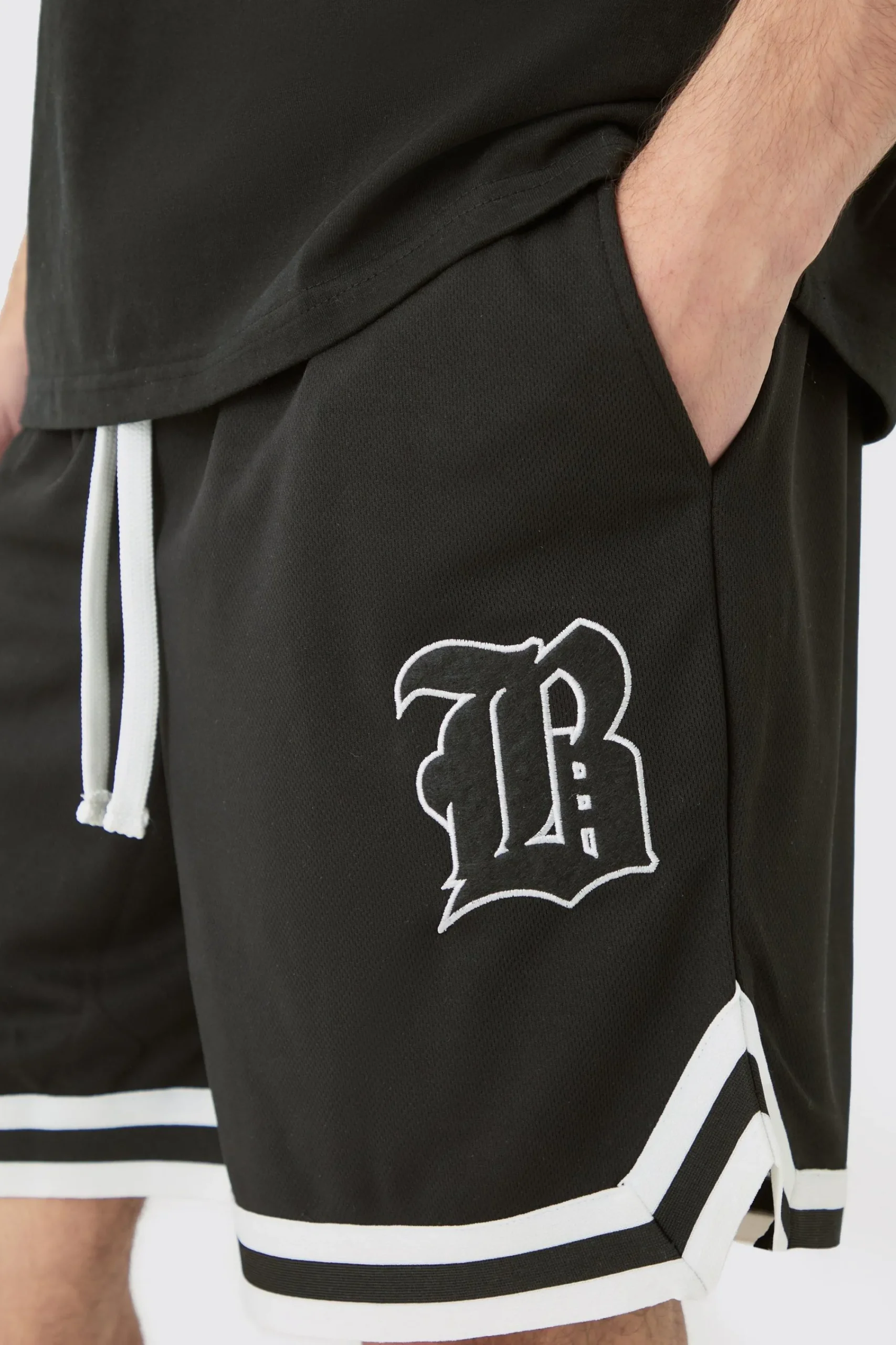 boohooMAN Loose Fit B Applique Mesh Short Length Basketball Short | UK| Shorts