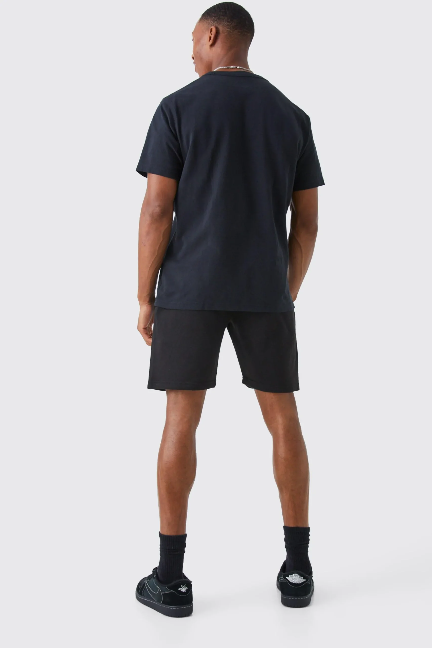 boohooMAN Loose Fit Blurred Butterfly Jersey Short | UK| Shorts