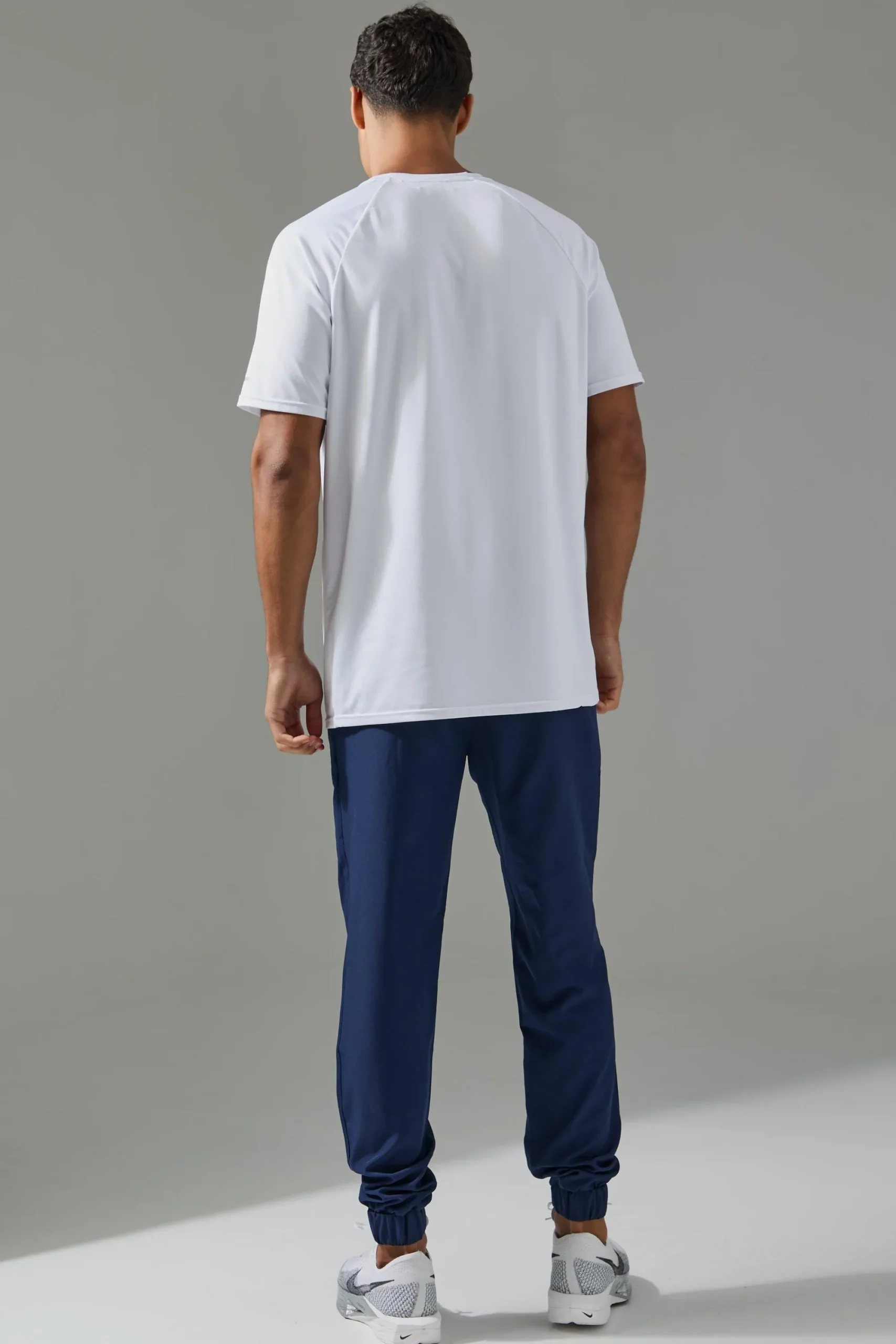 boohooMAN Man Active Gym Tapered Jogger | UK| Joggers