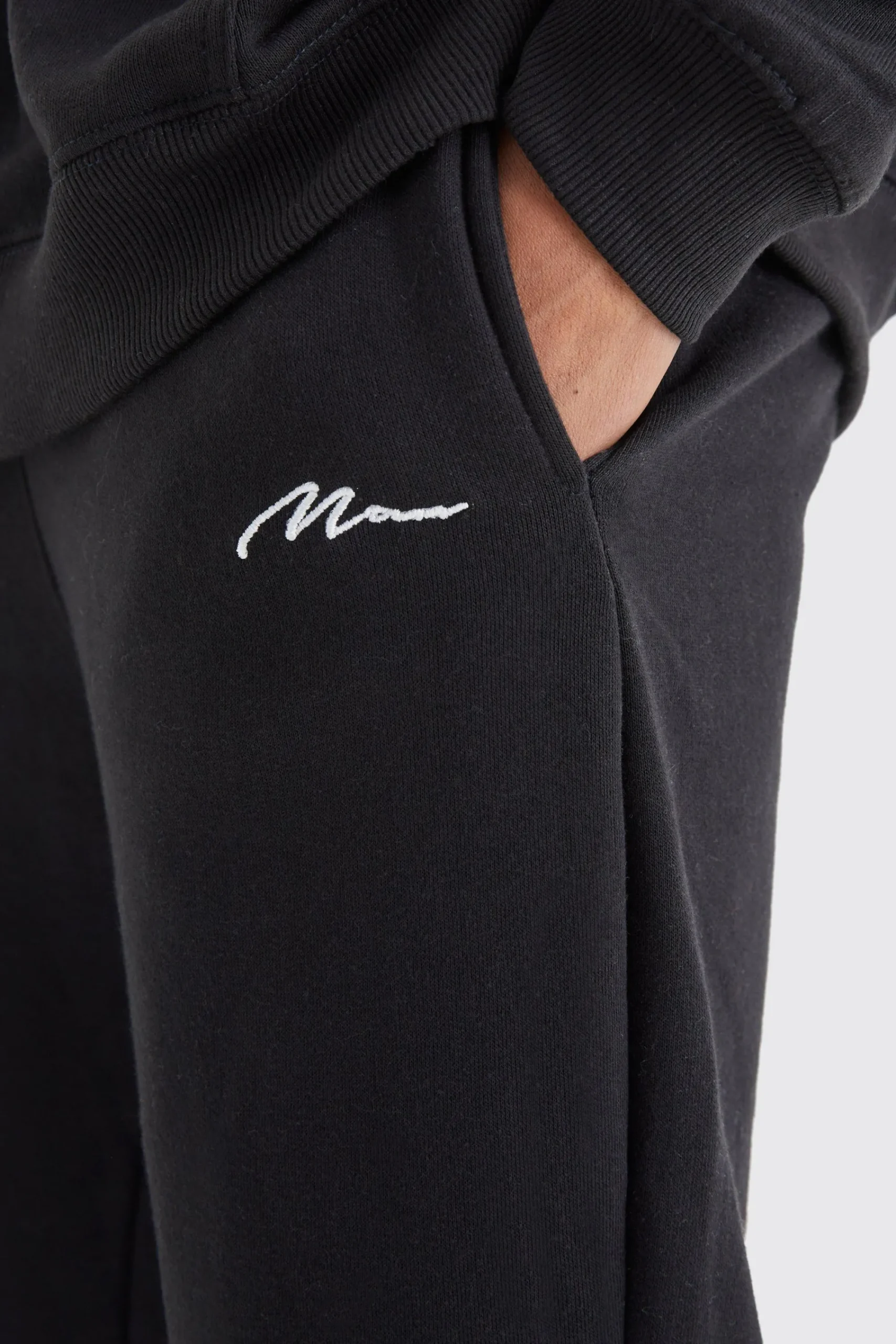 boohooMAN Man Signature Regular Fit Joggers | UK| Joggers