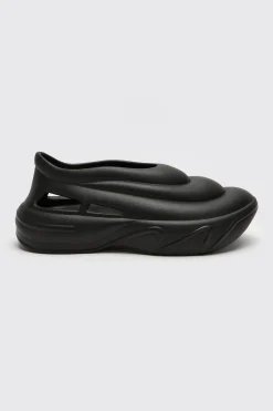 boohooMAN Moulded Runner | UK| Sliders & Slippers