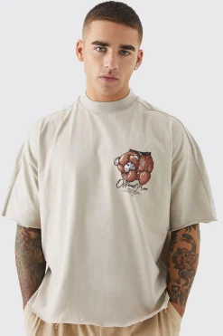 Oversized Boxy Heavyweight Borg Teddy Graphic T-shirt | UK^boohooMAN Sale