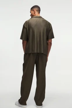 boohooMAN Oversized Boxy Shirt & Straight Pleated Trouser Set | UK| Trousers|Sets & Co-Ords