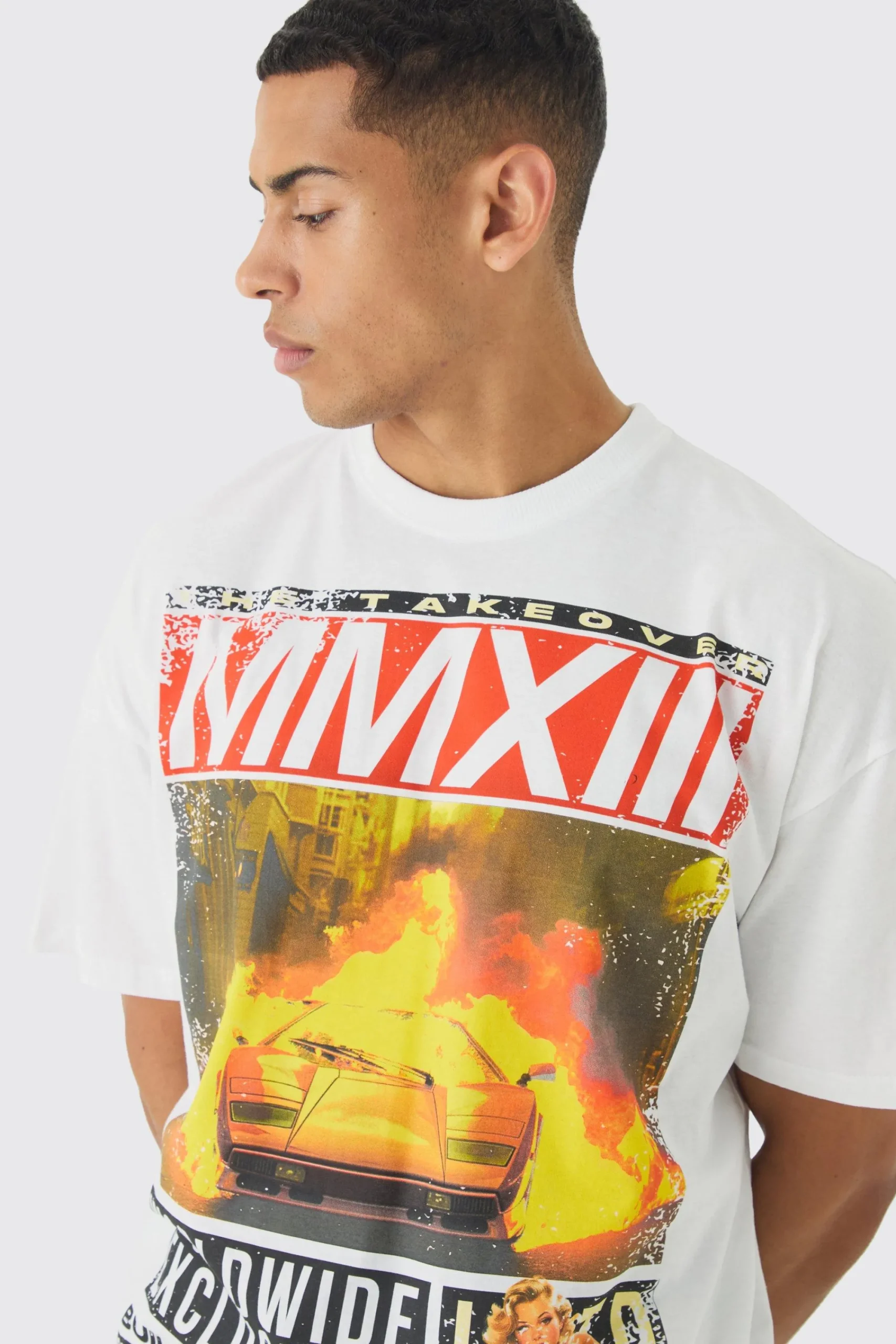 Oversized Boxy Worldwide Magazine Graphic T-Shirt | UK^boohooMAN Outlet