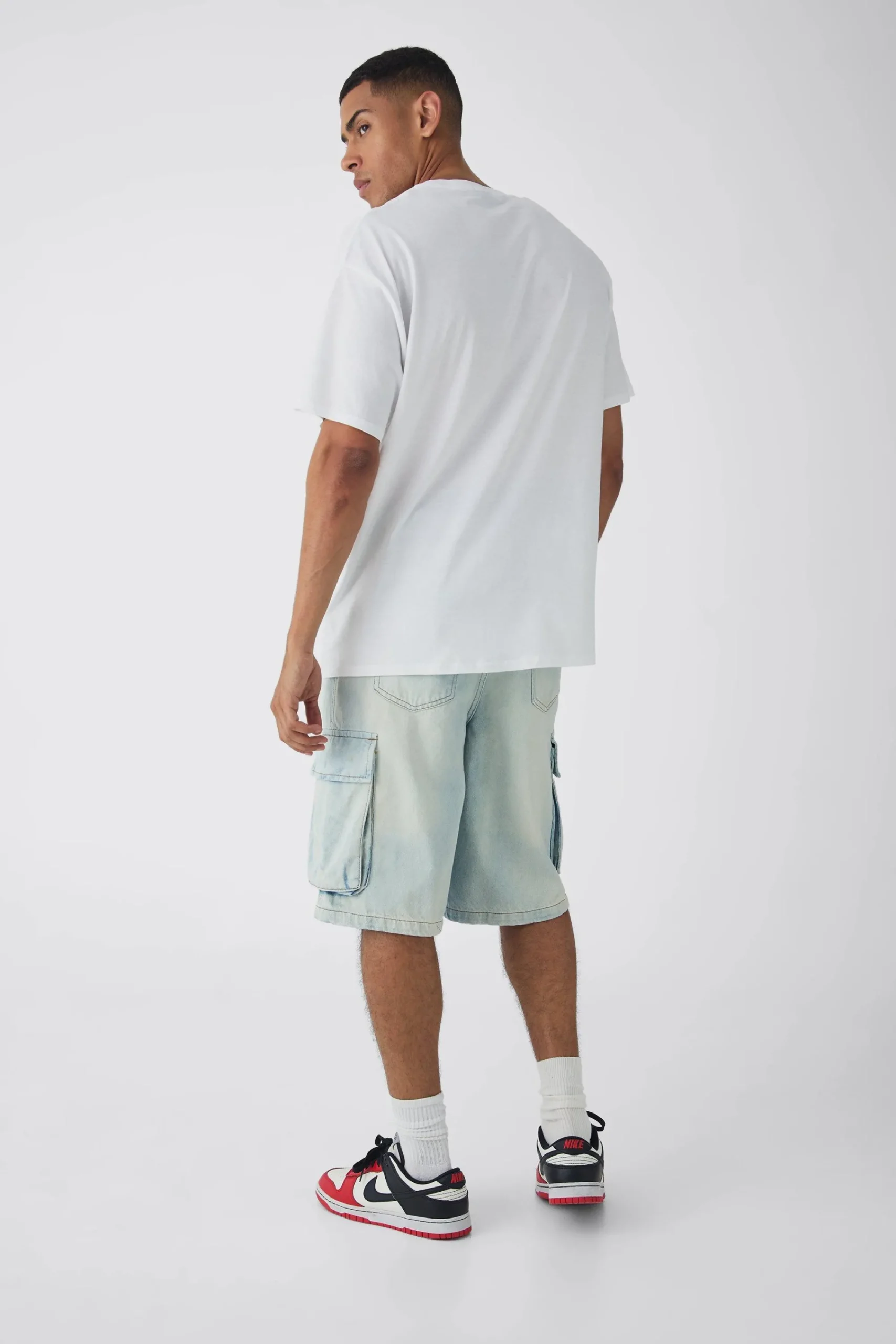 Oversized Broken Heart Embroidered T-shirt | UK^boohooMAN New