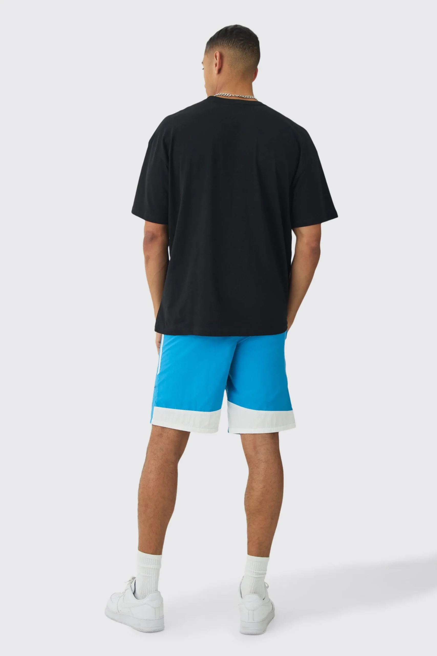 Oversized Butterfly Limited Edition Print T-shirt | UK^boohooMAN