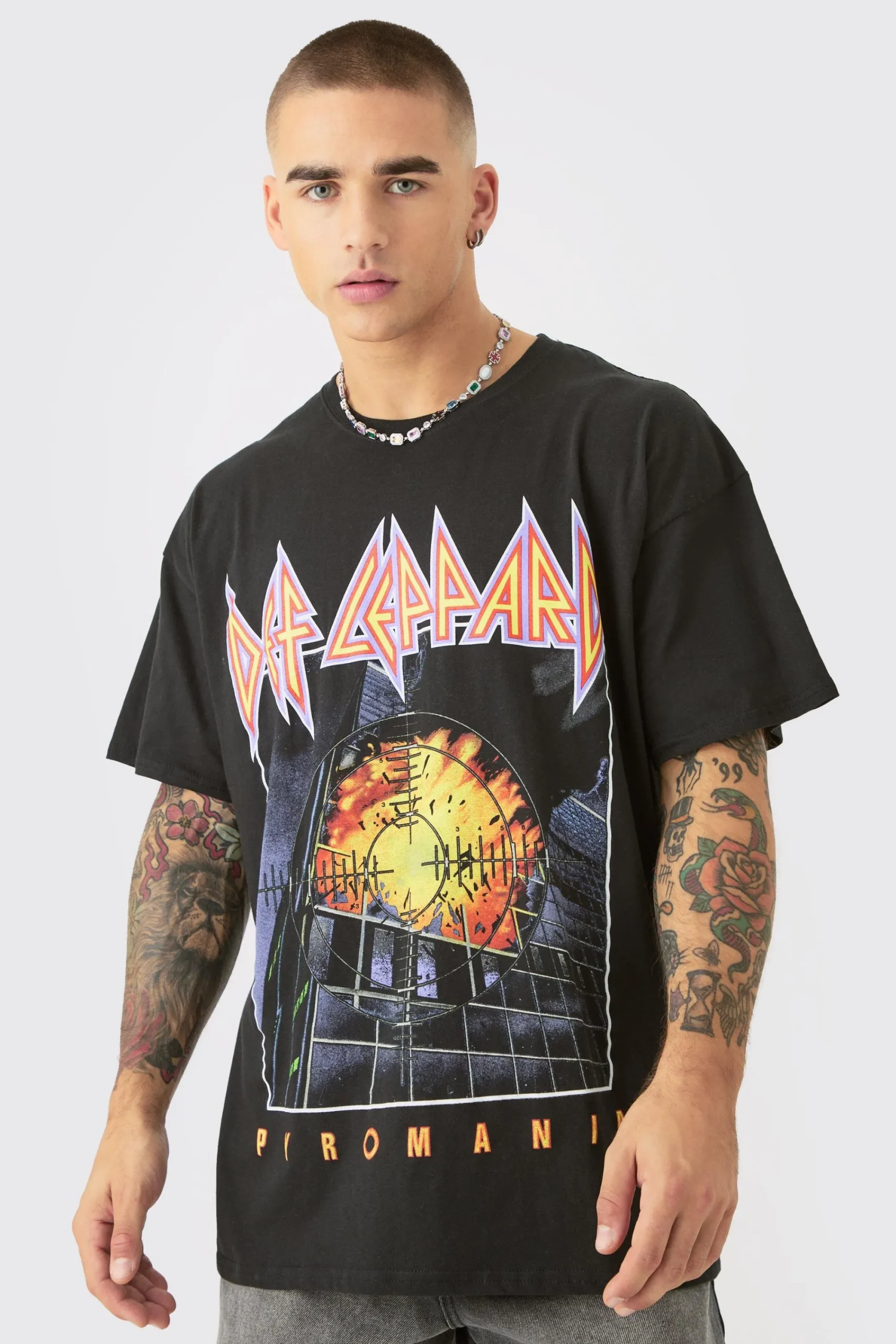 Oversized Def Leopard Band License T-shirt | UK^boohooMAN Outlet