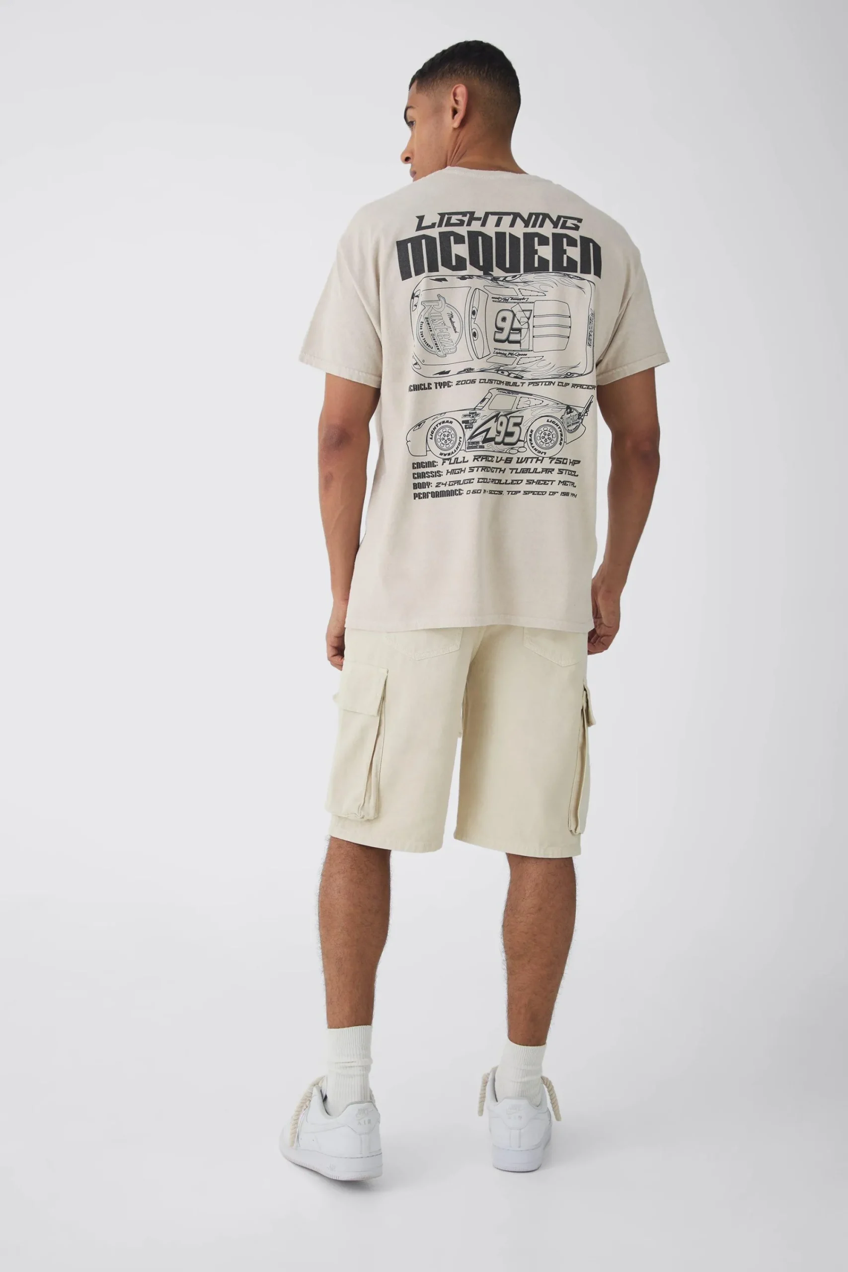 Oversized Disney Cars Wash License Print T-shirt | UK^boohooMAN Outlet