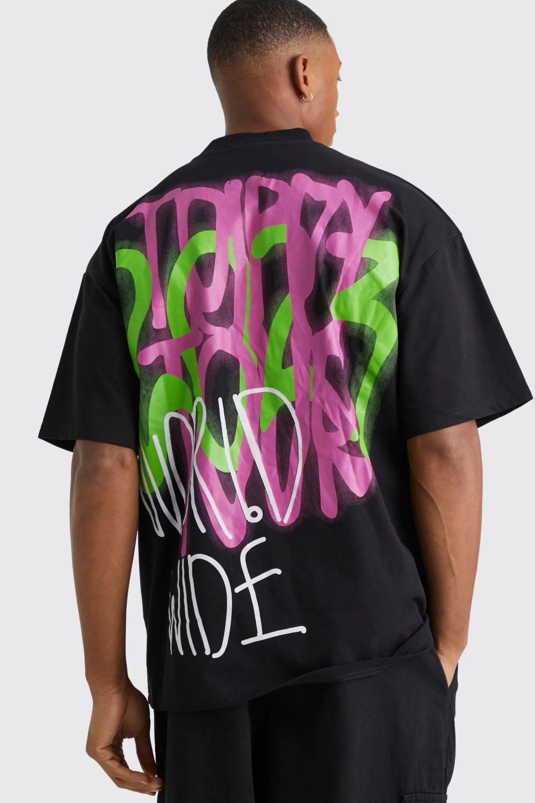 Oversized Dropped Hem Trippy Graphic T-shirt | UK^boohooMAN New