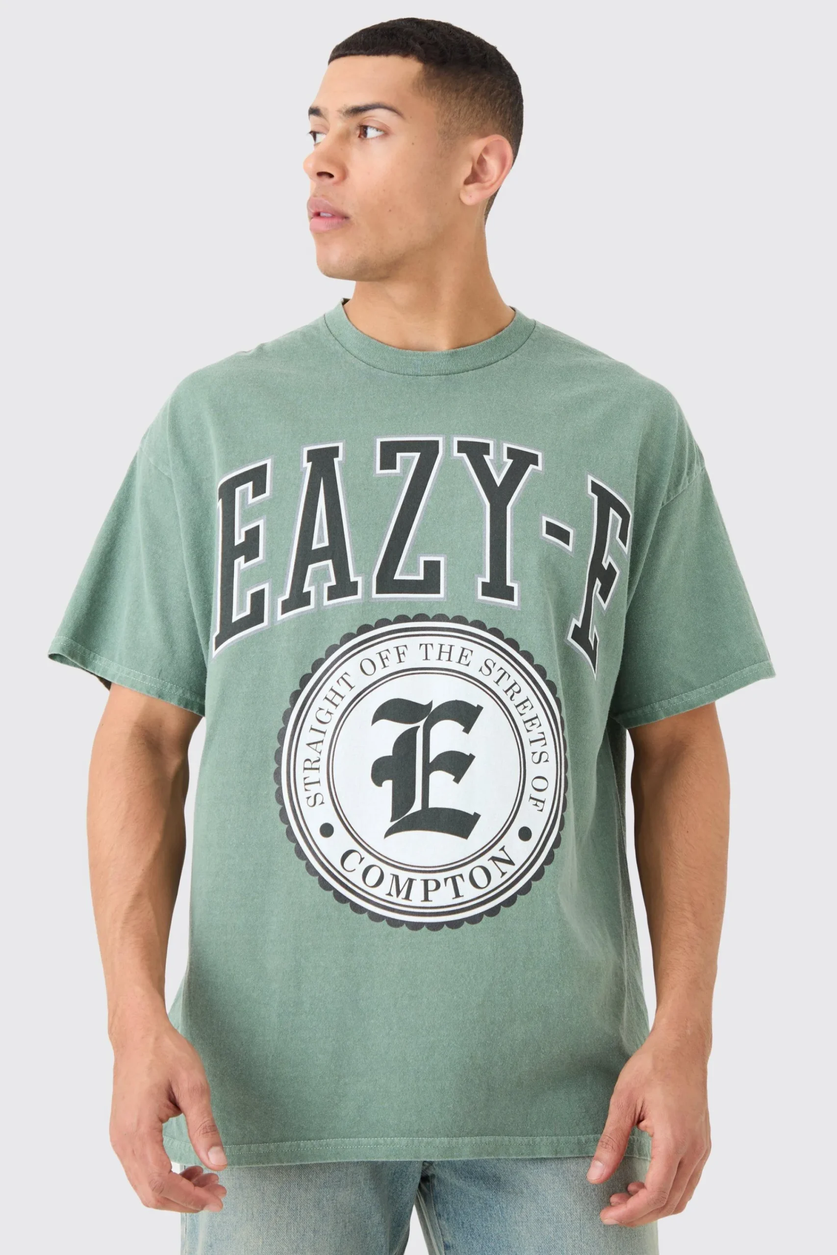 Oversized Eazy E Wash License T-shirt | UK^boohooMAN Online