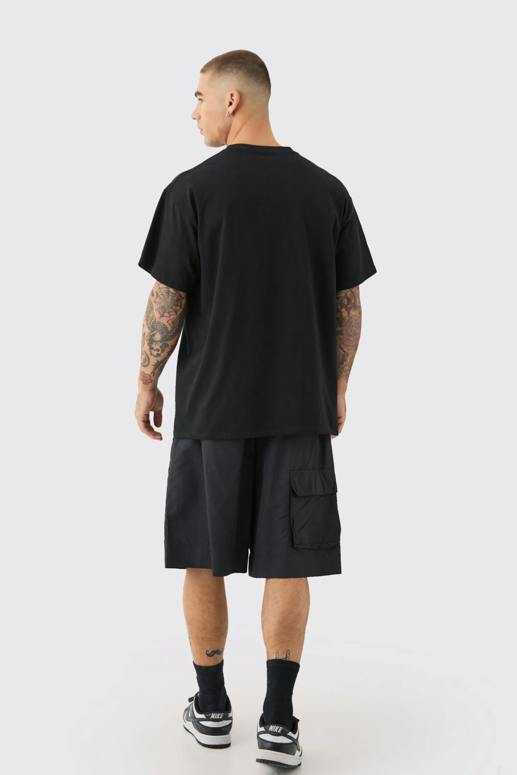 Oversized Elvis Presley License T-shirt | UK^boohooMAN New