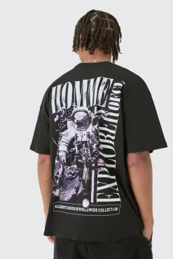 Oversized Explorer Space Back Print T-shirt | UK^boohooMAN Online