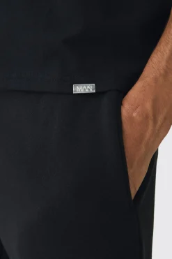 Oversized Extended Neck Boxy Heavyweight T-shirt | UK^boohooMAN Outlet