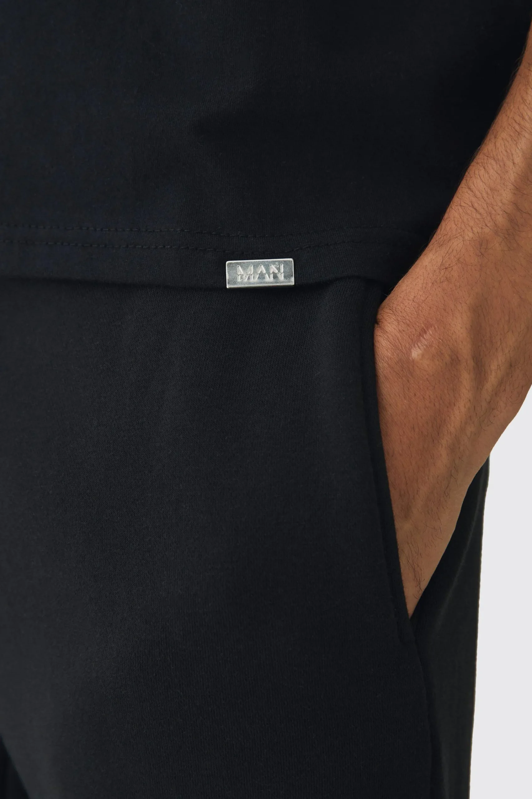 Oversized Extended Neck Boxy Heavyweight T-shirt | UK^boohooMAN Outlet