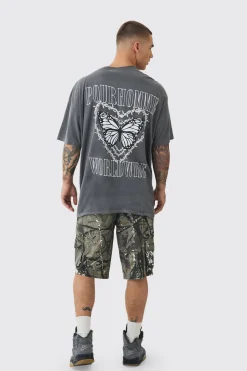 Oversized Extended Neck Butterfly Heart T-shirt | UK^boohooMAN Outlet