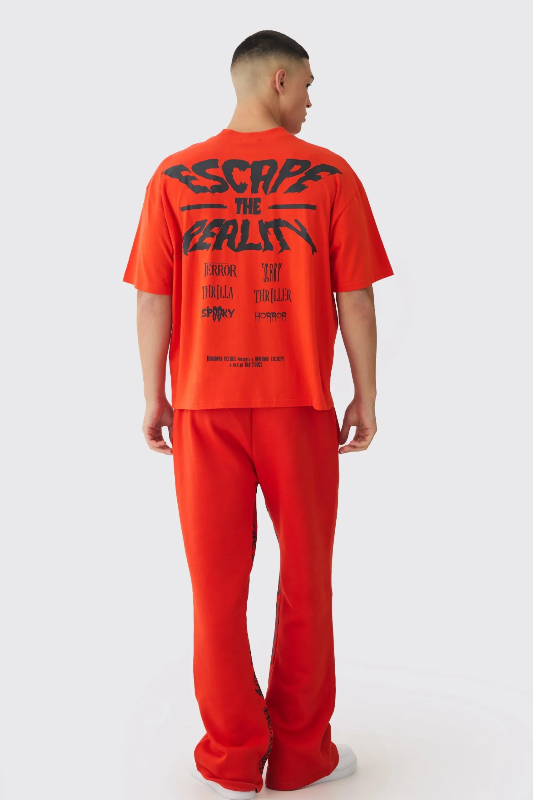 Oversized Extended Neck Boxy Escape The Reality Print T-Shirt | UK^boohooMAN Discount