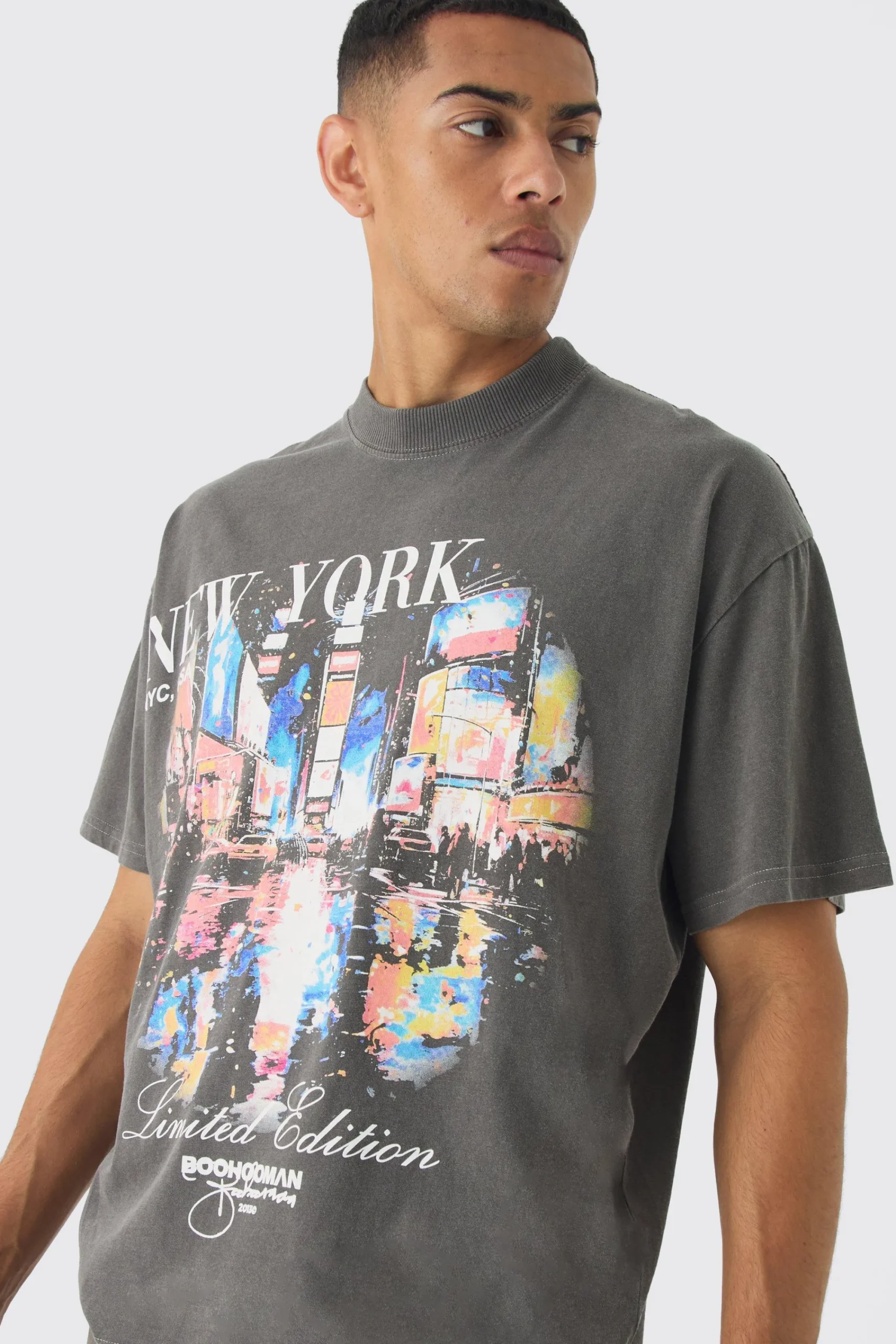 Oversized Extended Neck Boxy New York Wash Print T-Shirt | UK^boohooMAN Online