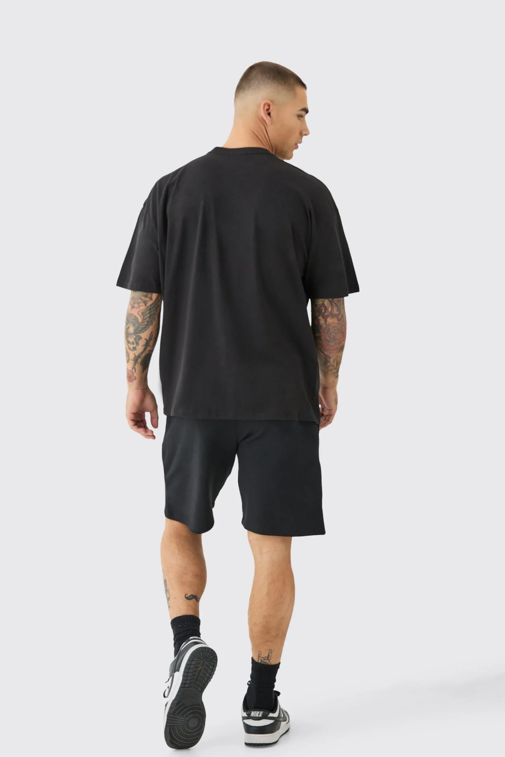 boohooMAN Oversized Extended Neck Colorado Large Graphic Shorts Set | UK| Sets & Co-Ords|Tracksuits