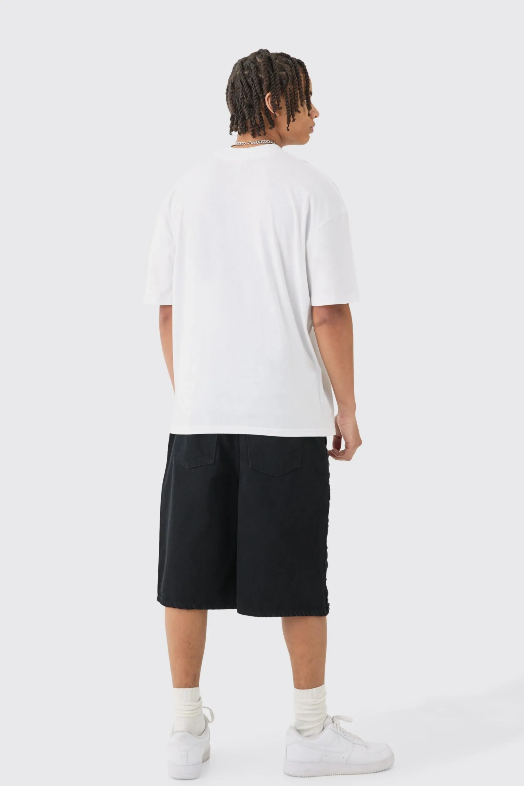 Oversized Extended Neck Car Graphic T-shirt | UK^boohooMAN Clearance