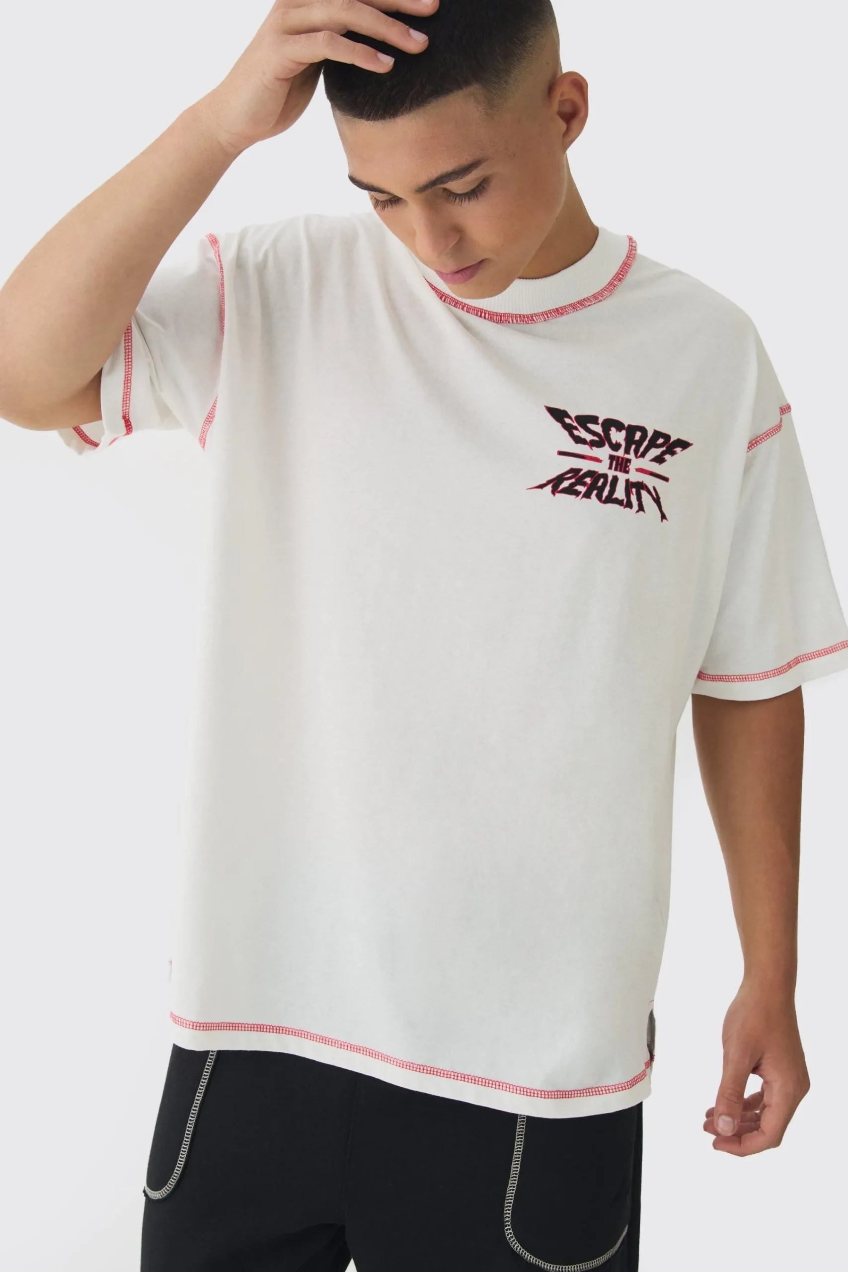 Oversized Extended Neck Contrast Stitch Graphic Print T-Shirt | UK^boohooMAN Best